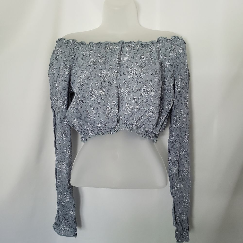 Revolve Lisakai Off Shoulder Blue‎ Floral Crop Top